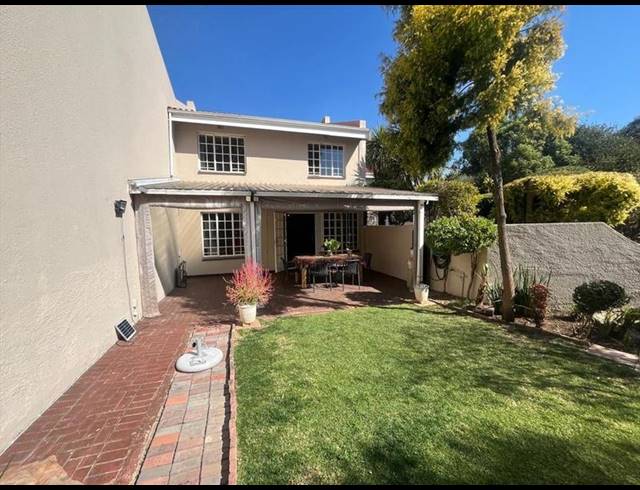 3 BEDROOM TOWNHOUSE FOR SALE IN ATLASVILLE